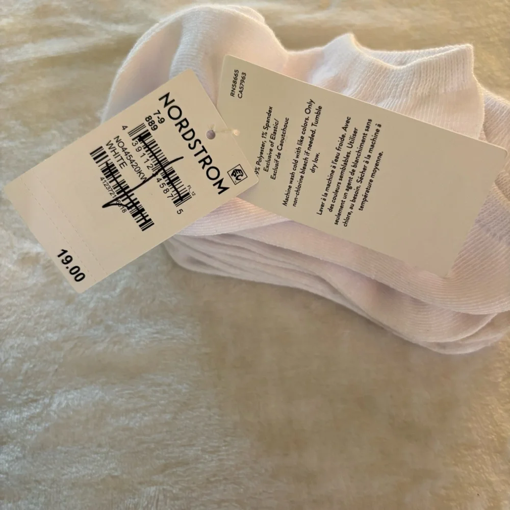 Nordstrom 6-Pack Ankle Socks White NWT Shoe Size 10-3